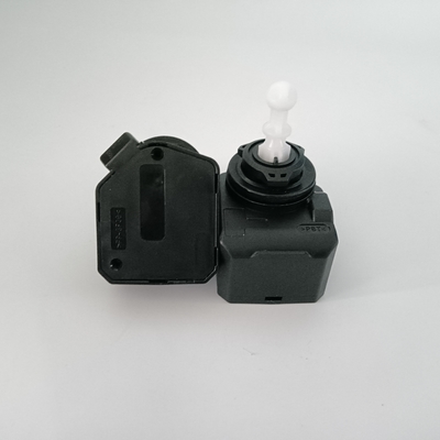 تنظیم چراغ جلو فولکس واگن در سطح چپ و راست Vw Sagitar
